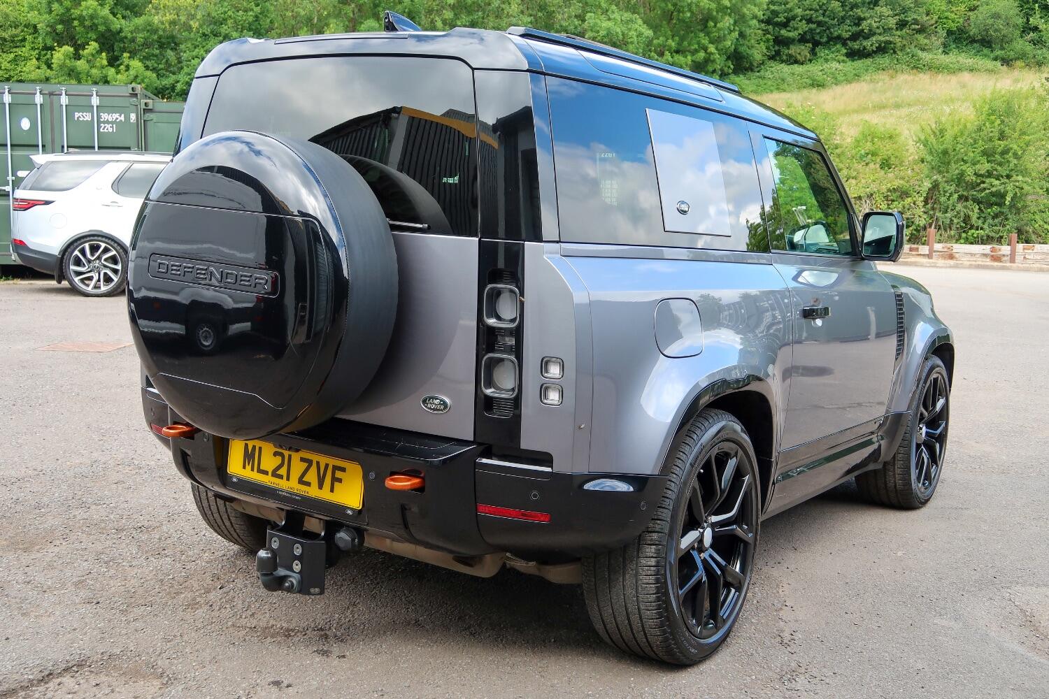 Land Rover 90
