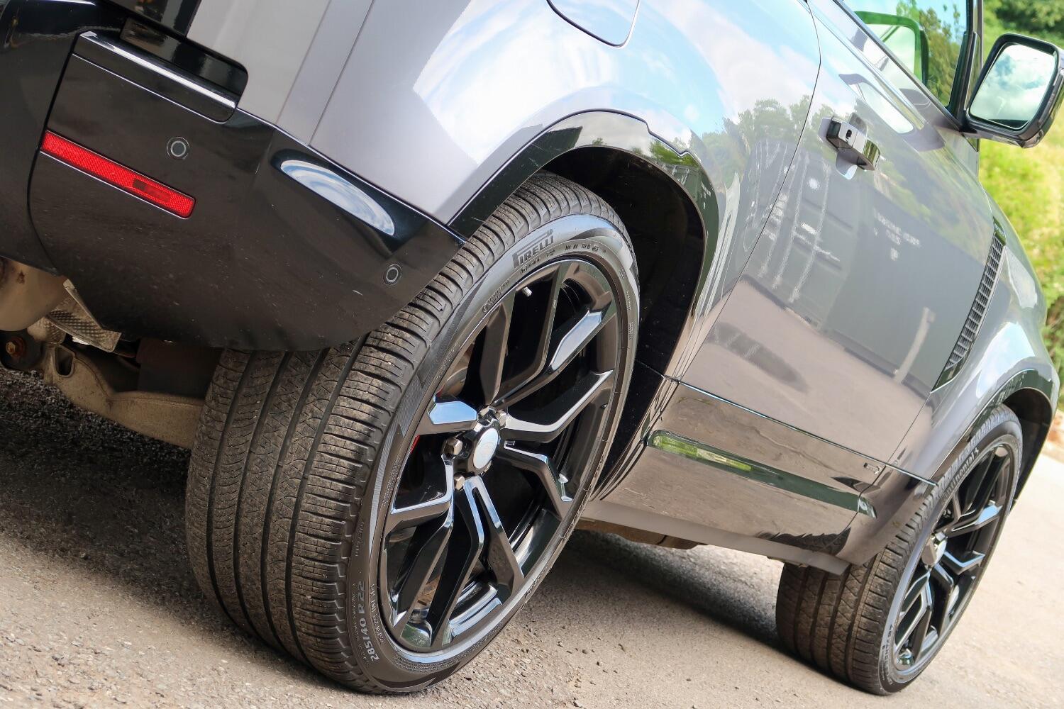 Land Rover 90