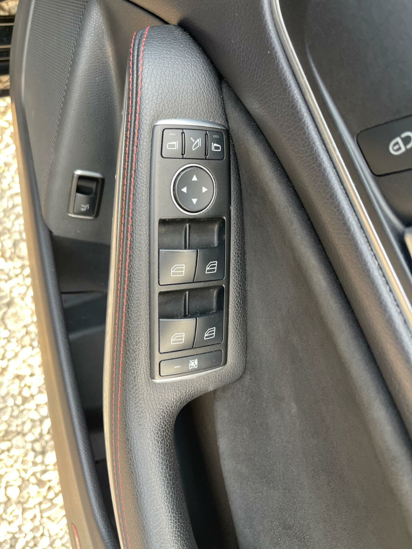 Mercedes Benz CLA
