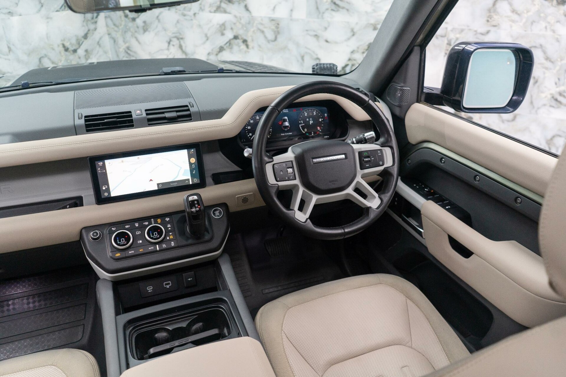 Land Rover 110