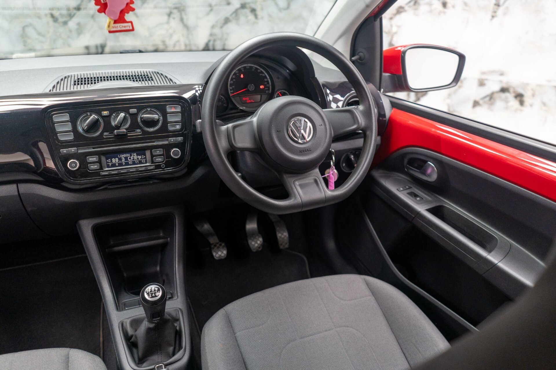 Volkswagen UP