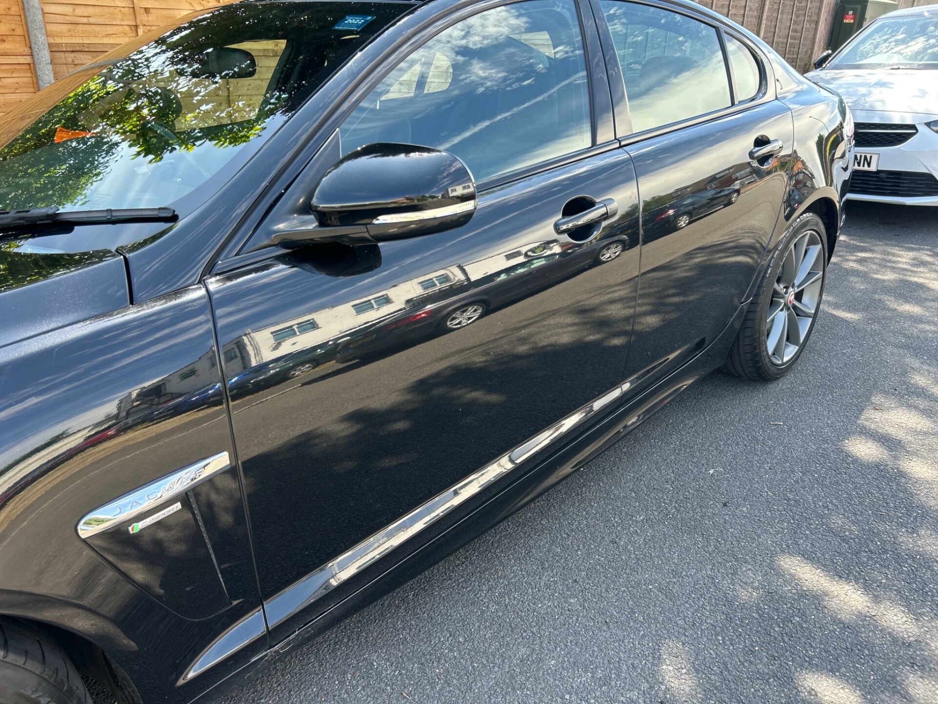Jaguar XF