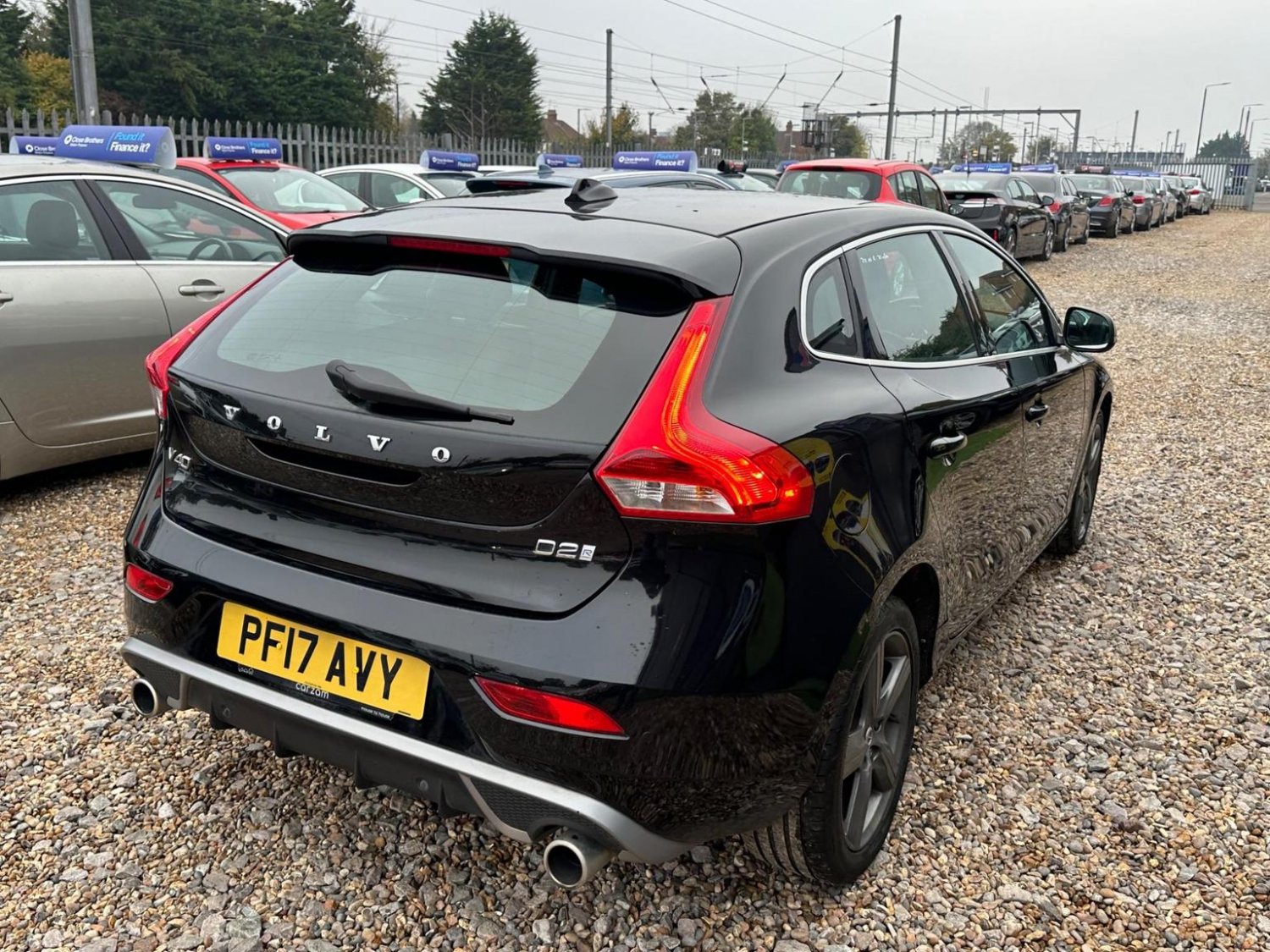 Volvo V40