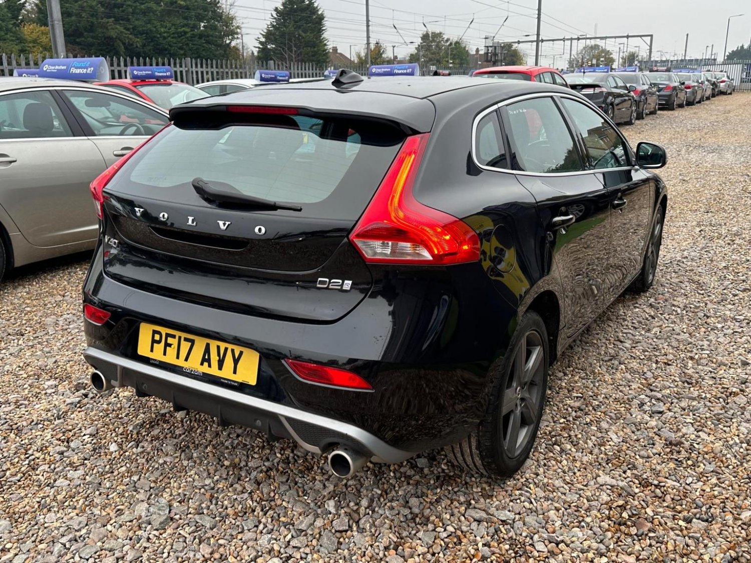 Volvo V40