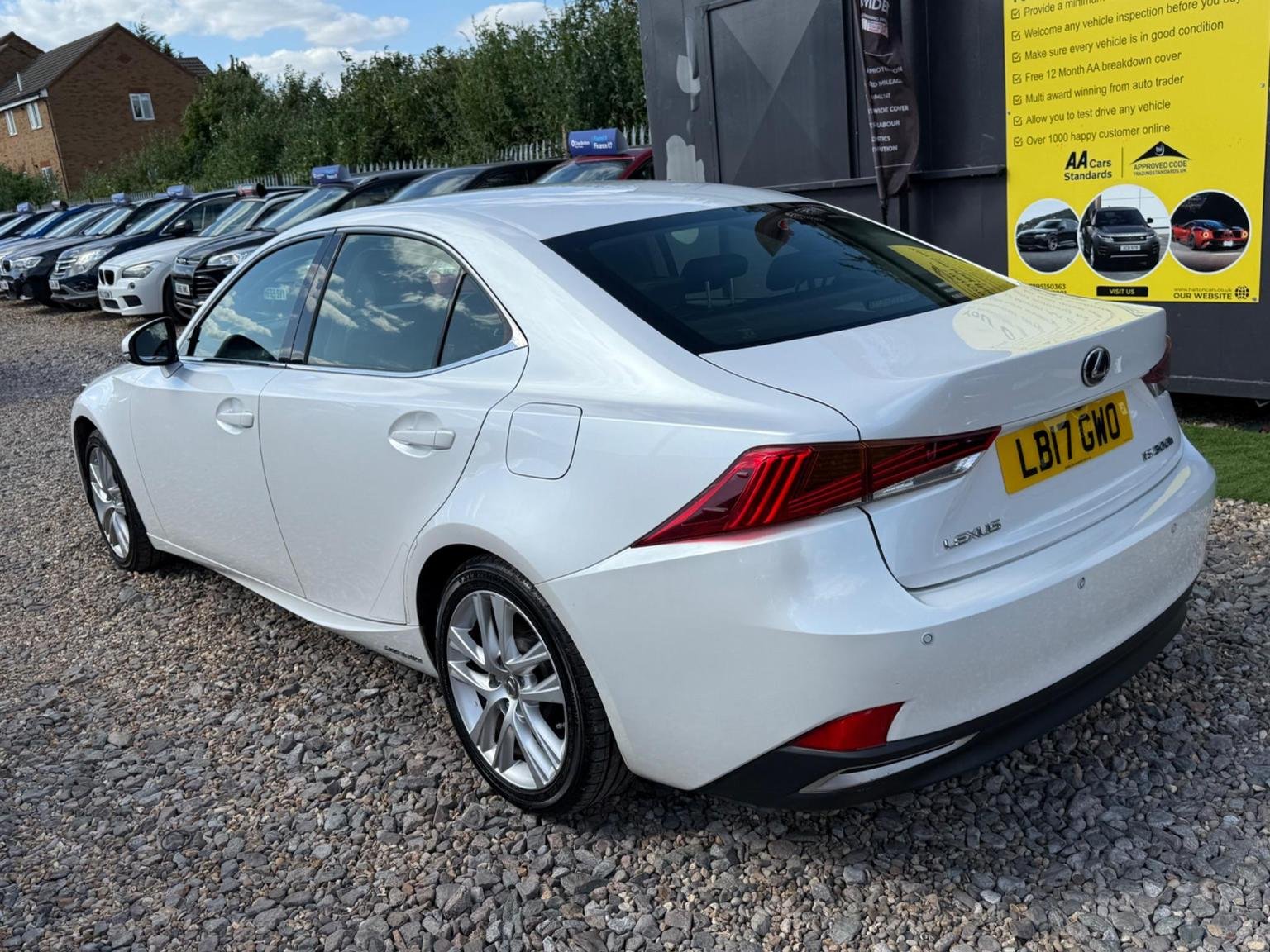 Lexus IS