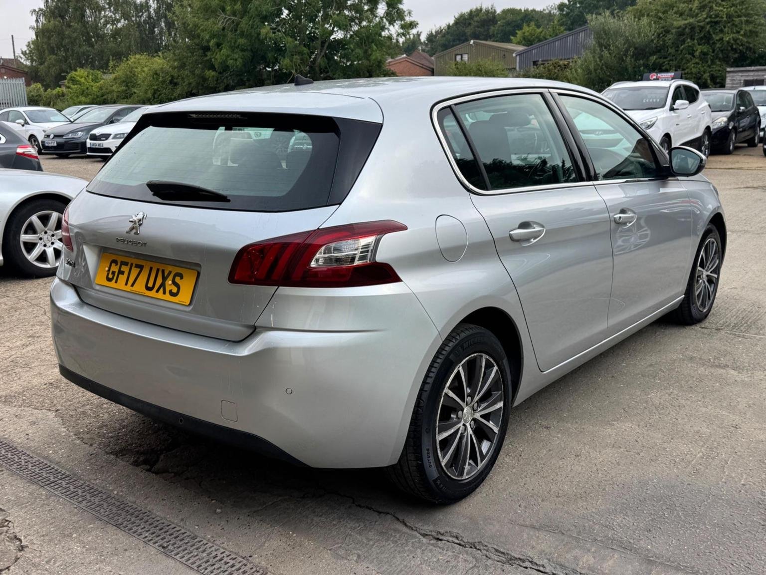 Peugeot 308