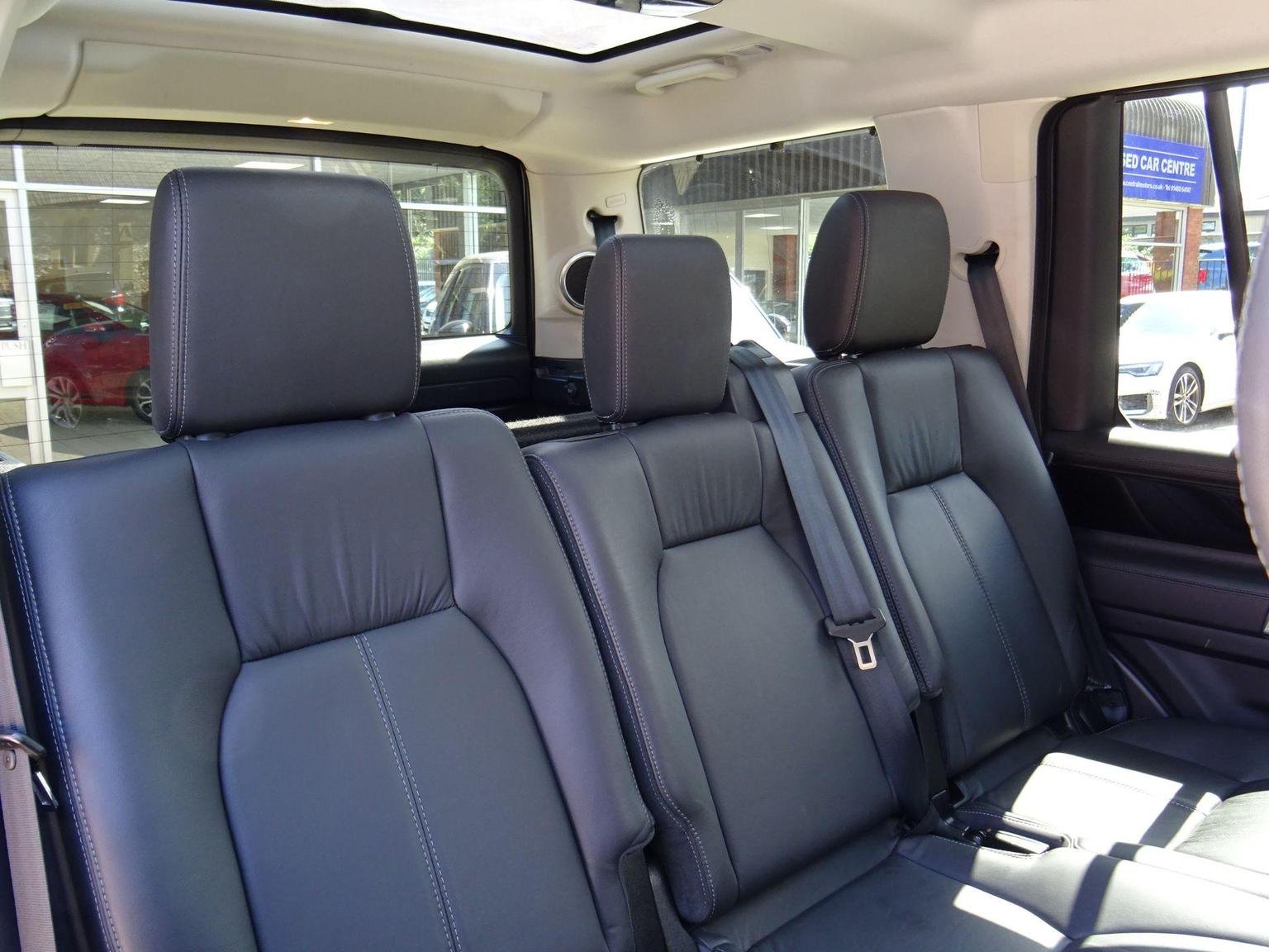 Land Rover Discovery 4