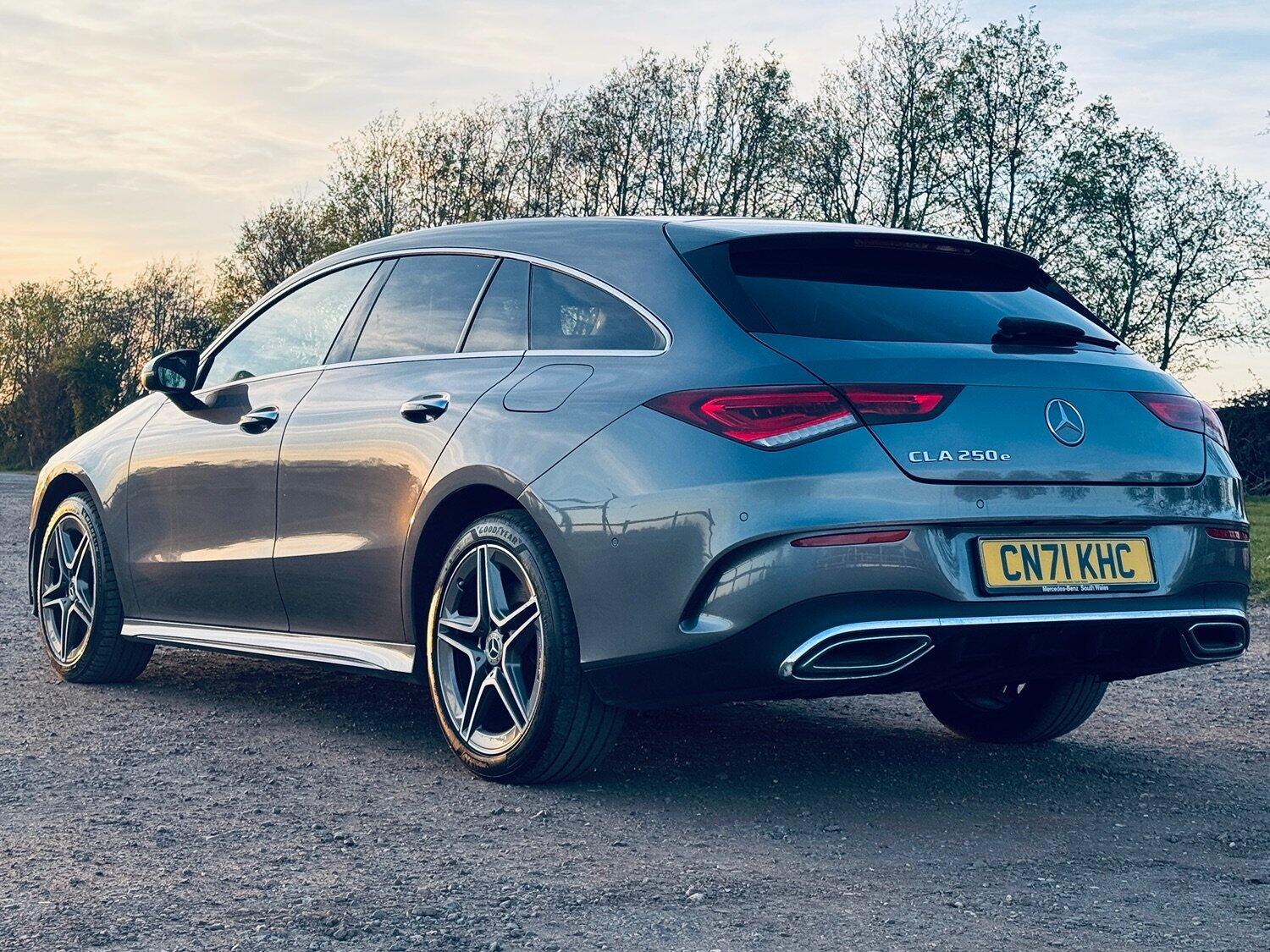 Mercedes Benz CLA