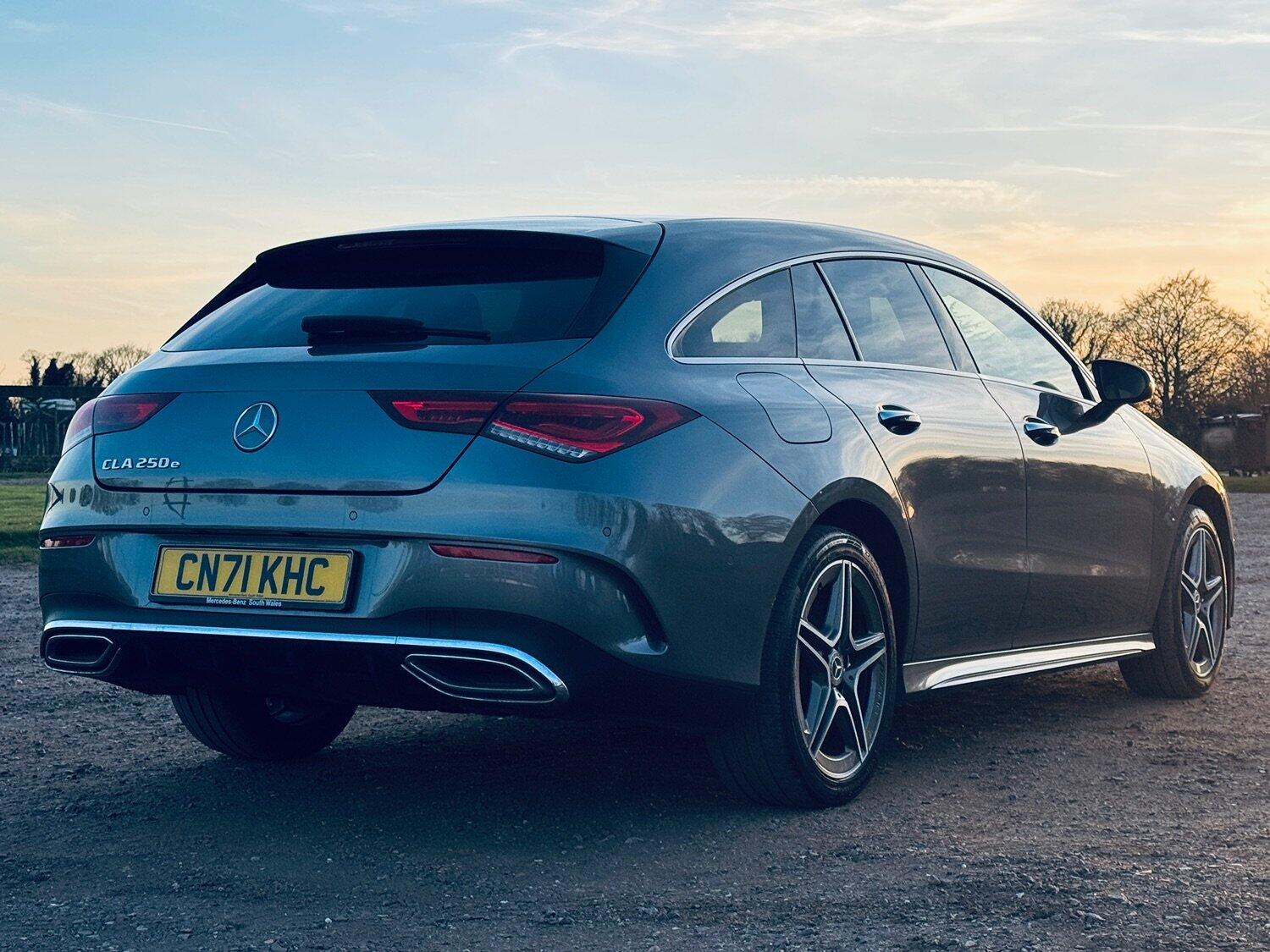 Mercedes Benz CLA