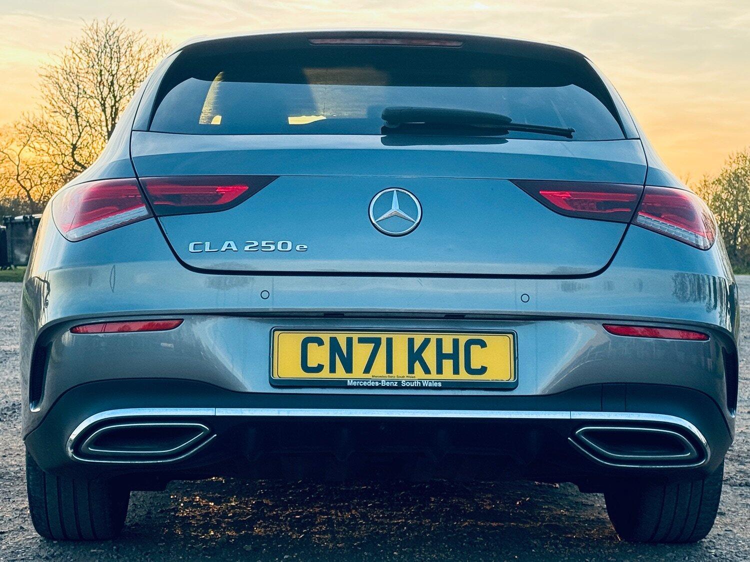 Mercedes Benz CLA