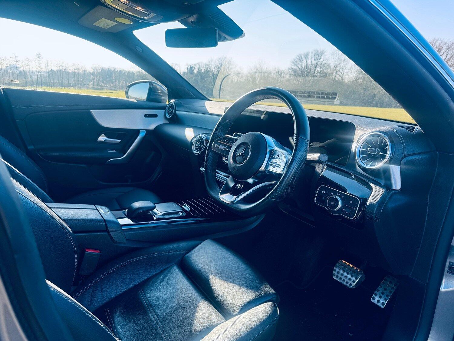 Mercedes Benz CLA