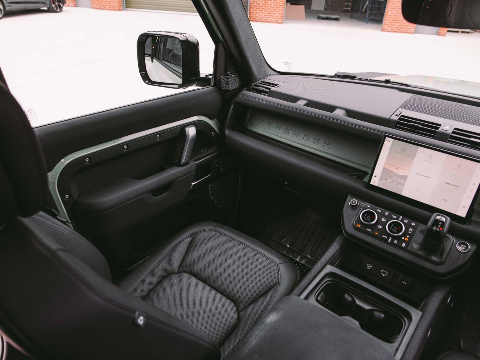 Land Rover 110