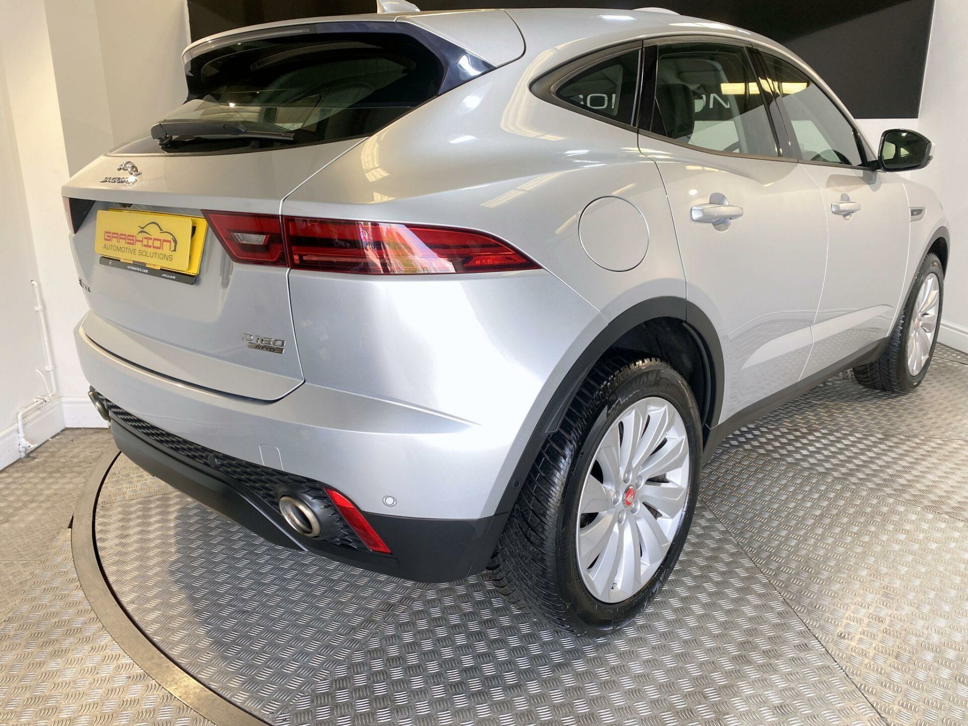 Jaguar E Pace