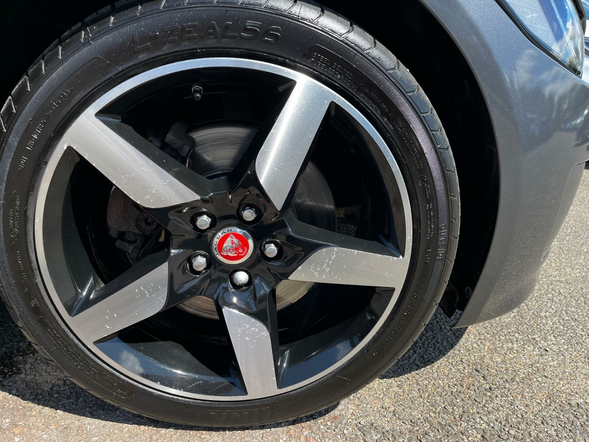 Jaguar XE