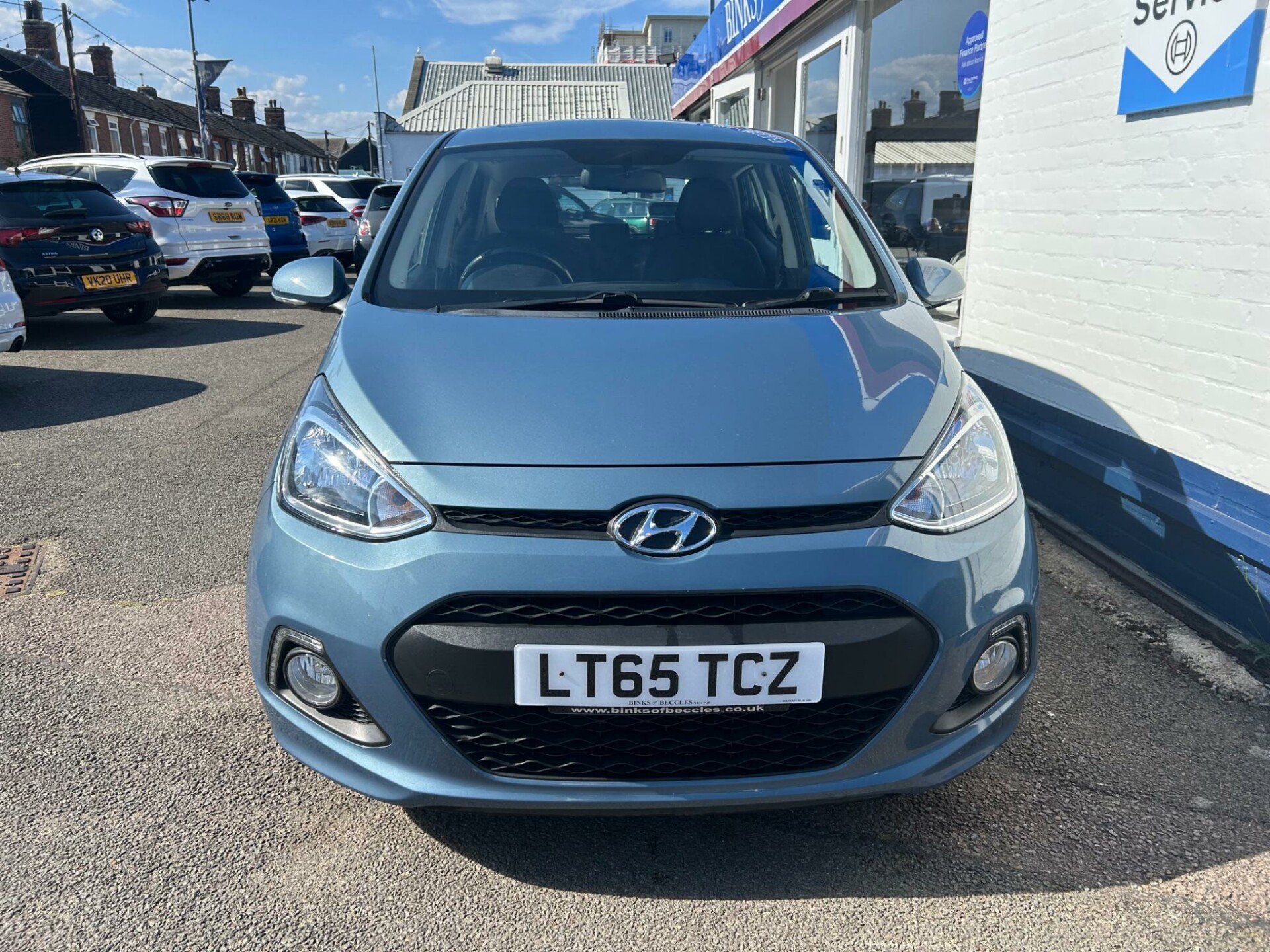 Hyundai i10