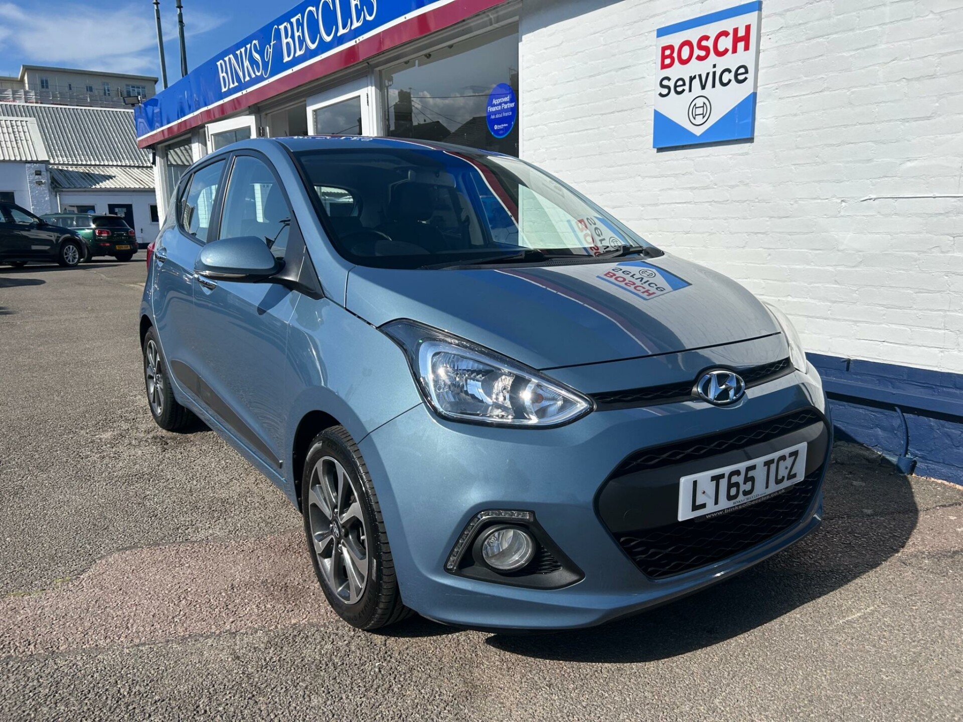 Hyundai i10