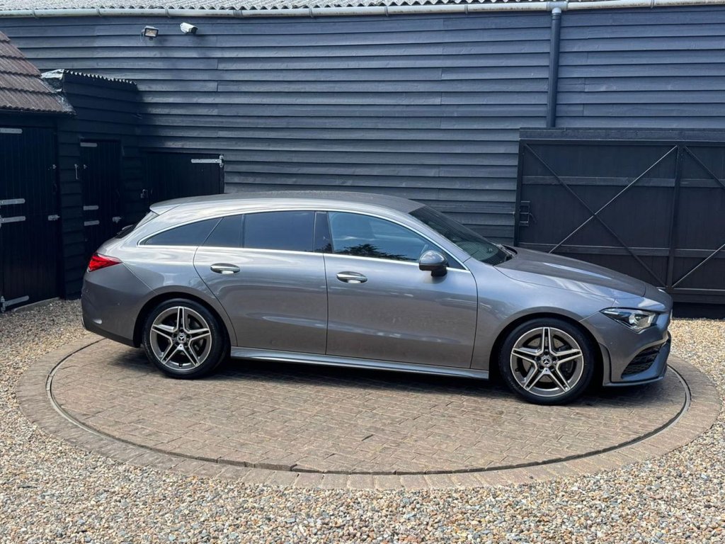 Mercedes Benz CLA