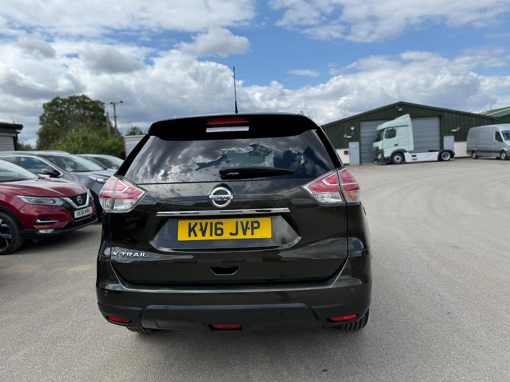 Nissan X Trail