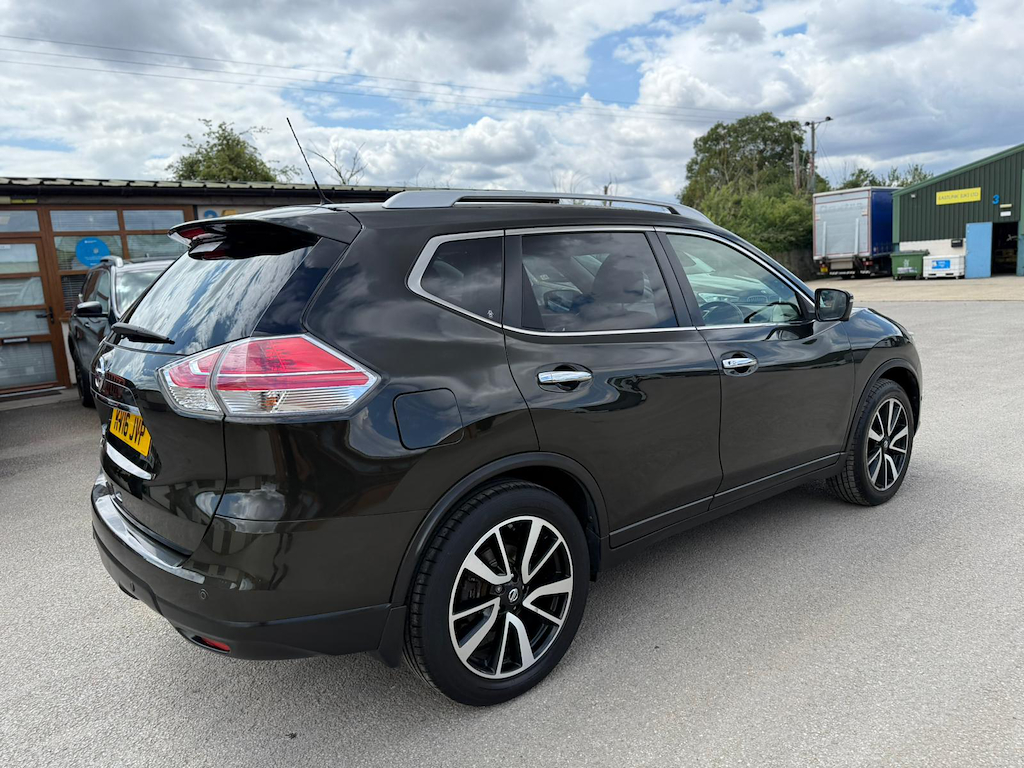 Nissan X Trail