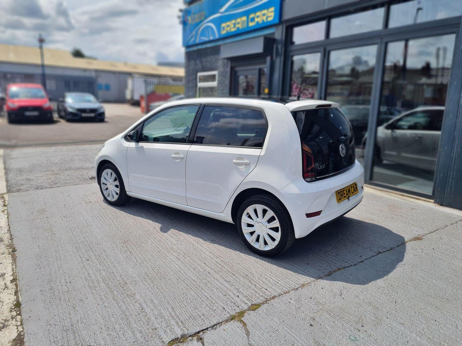 Volkswagen UP