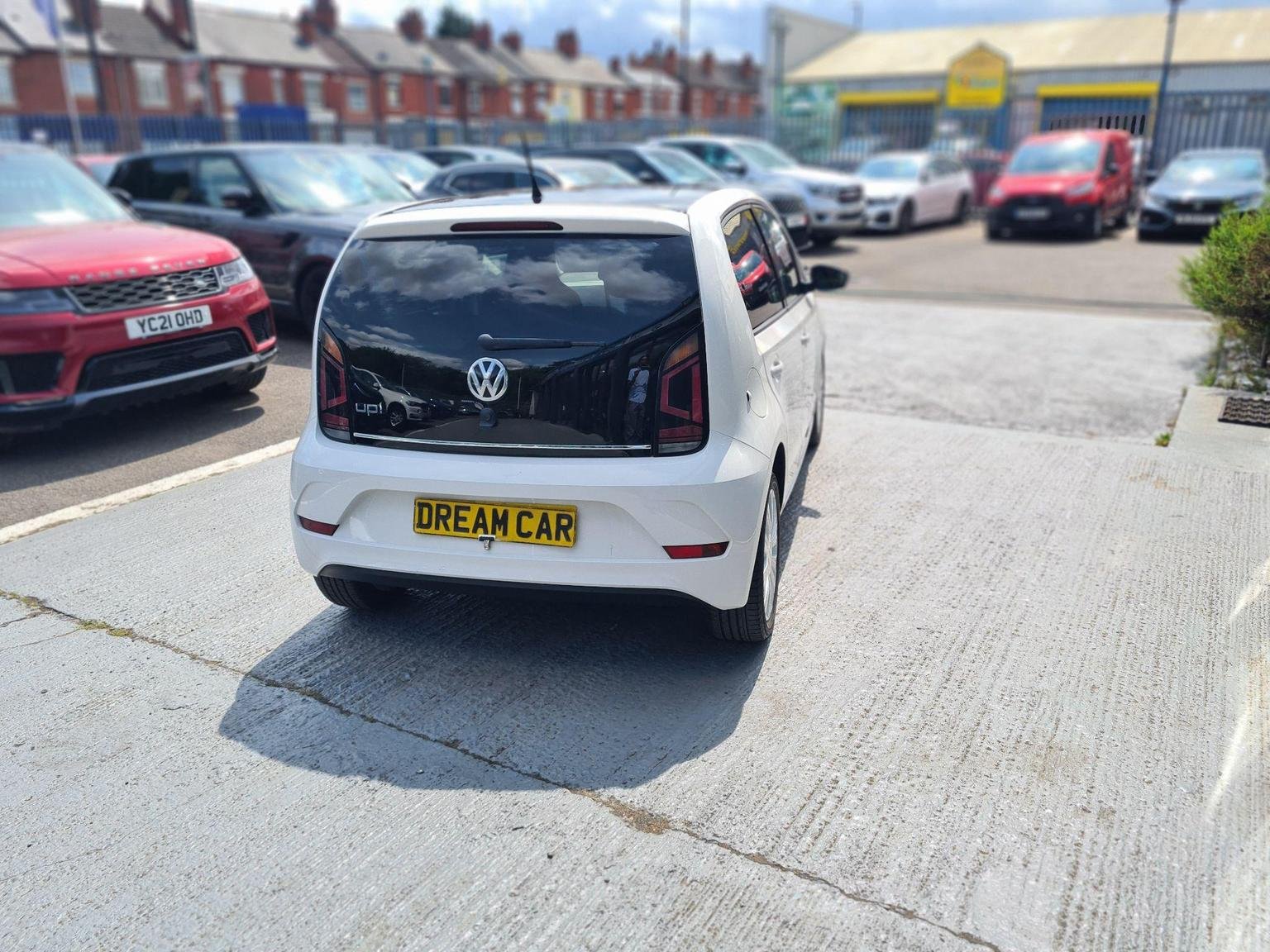 Volkswagen UP