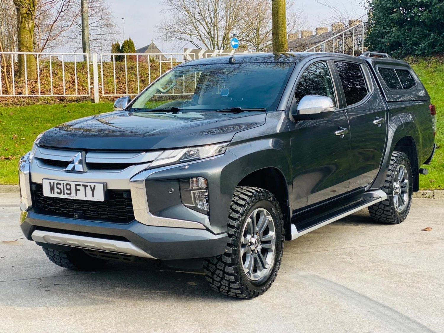 Mitsubishi L200