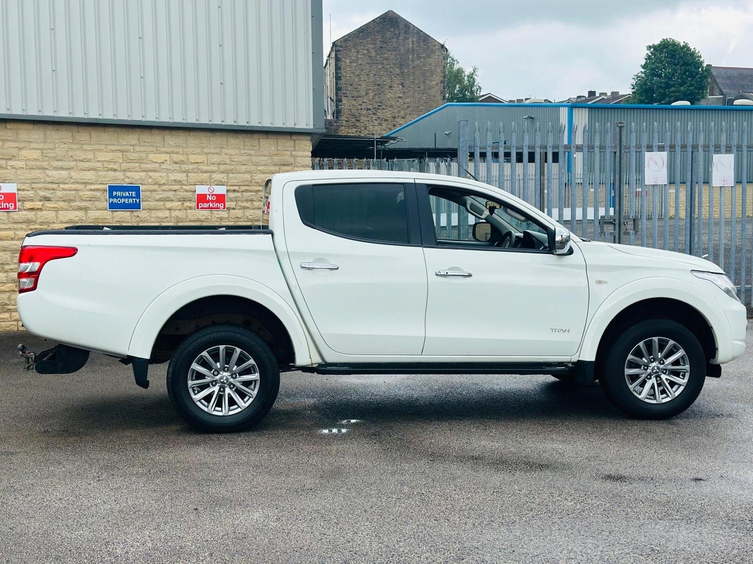 Mitsubishi L200