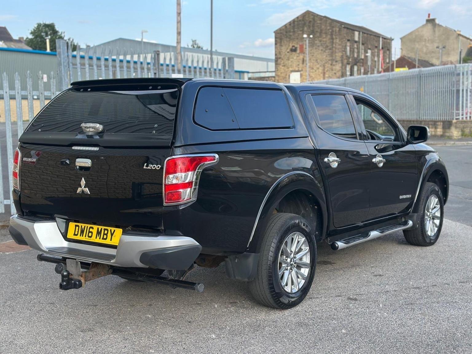 Mitsubishi L200