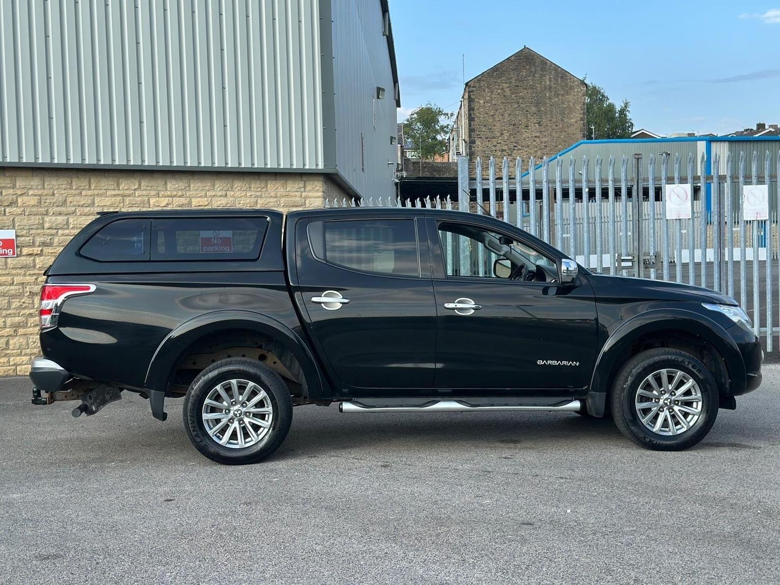 Mitsubishi L200