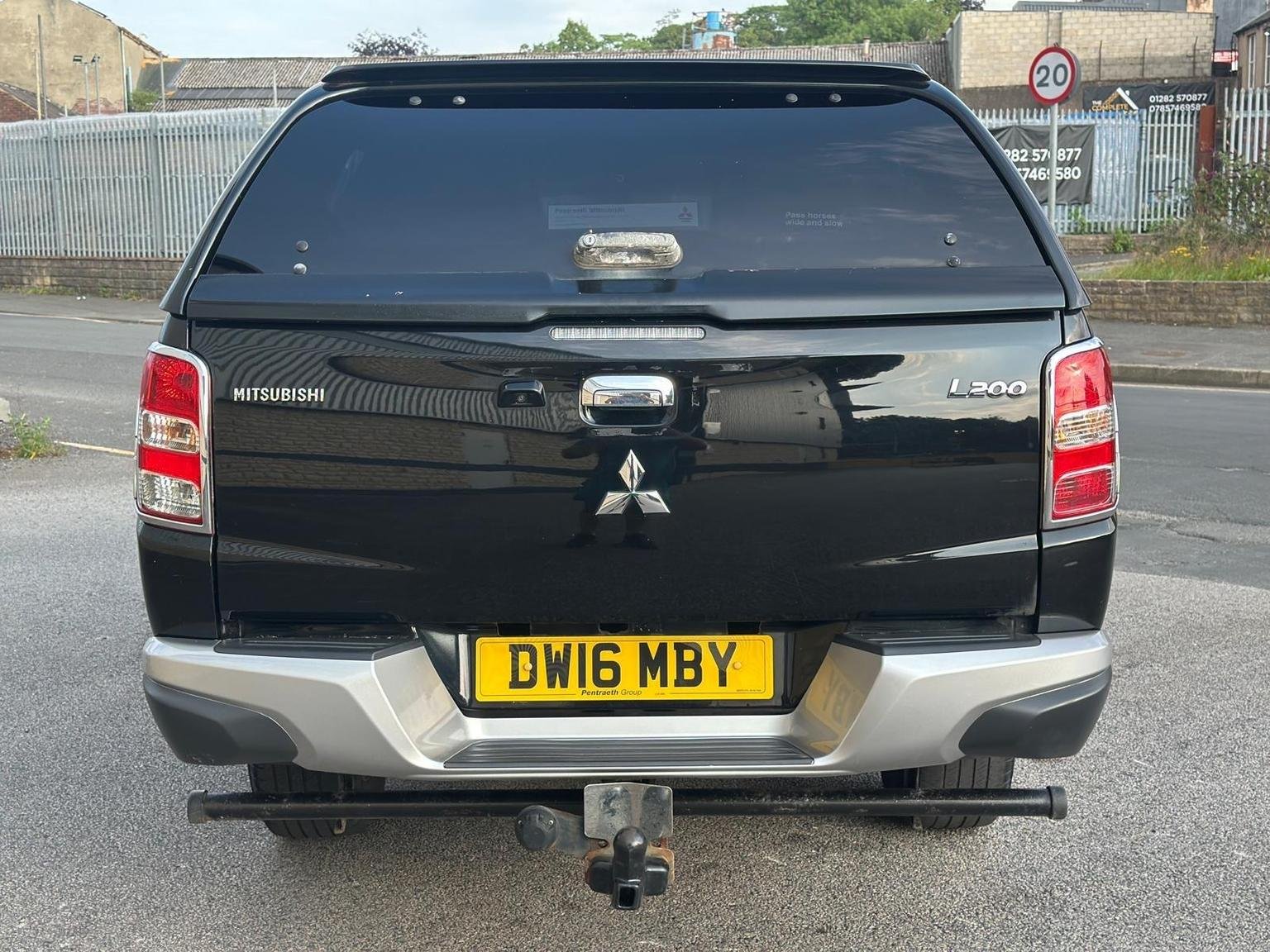 Mitsubishi L200