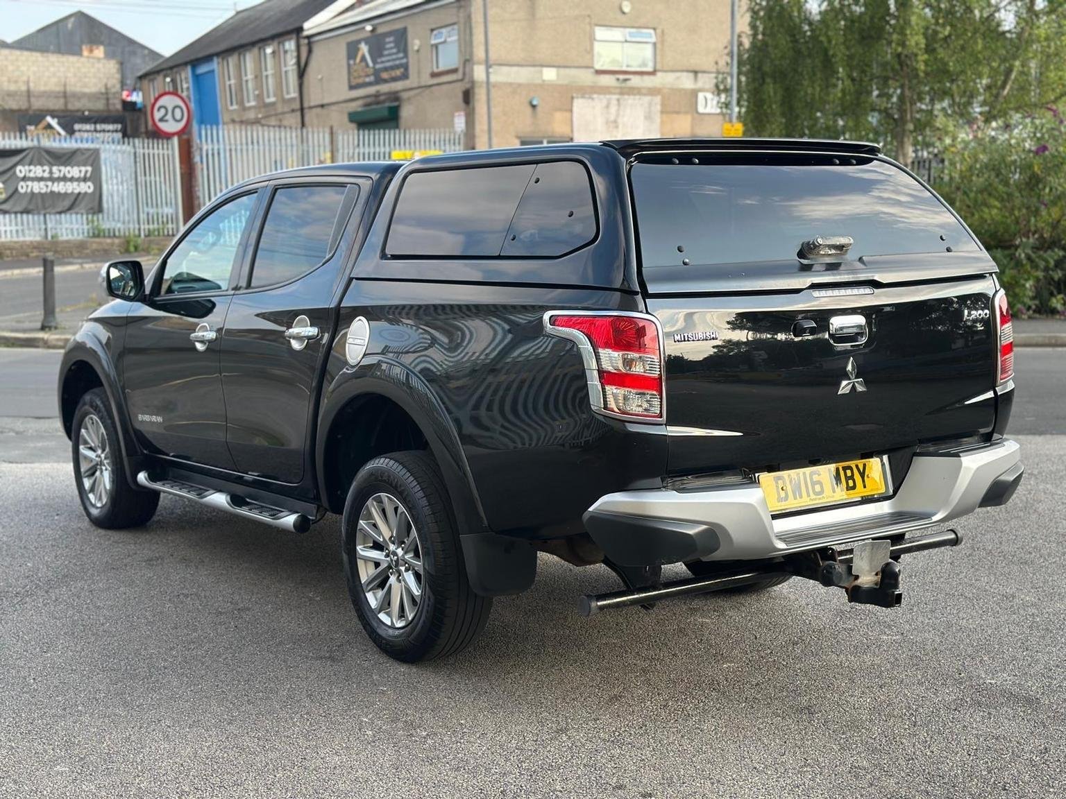 Mitsubishi L200