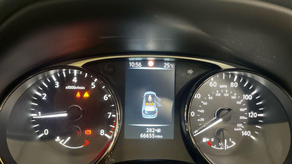 Nissan X Trail