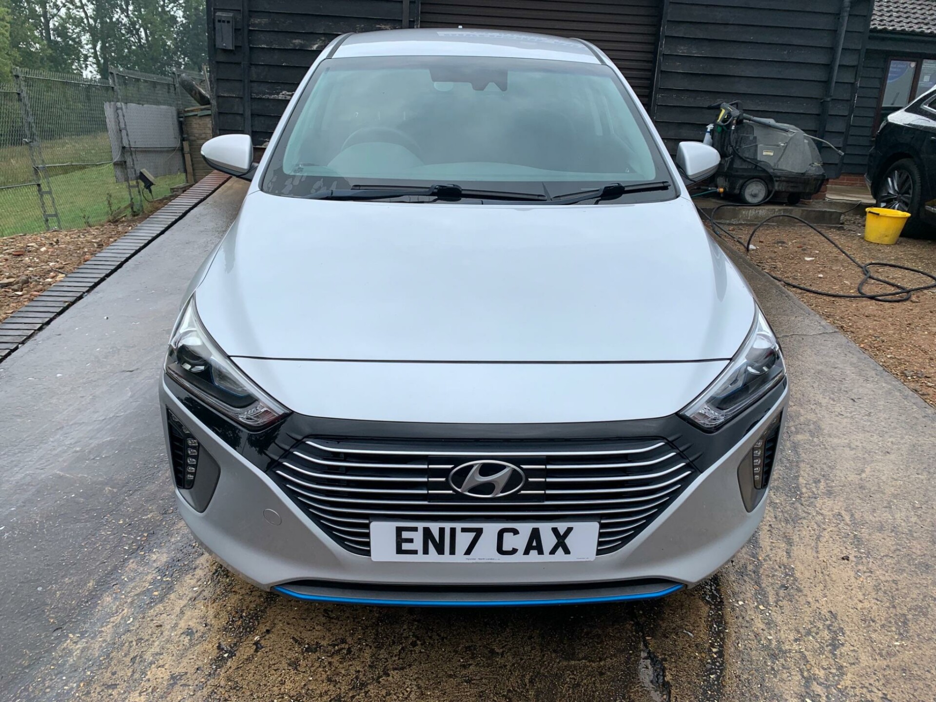 Hyundai IONIQ