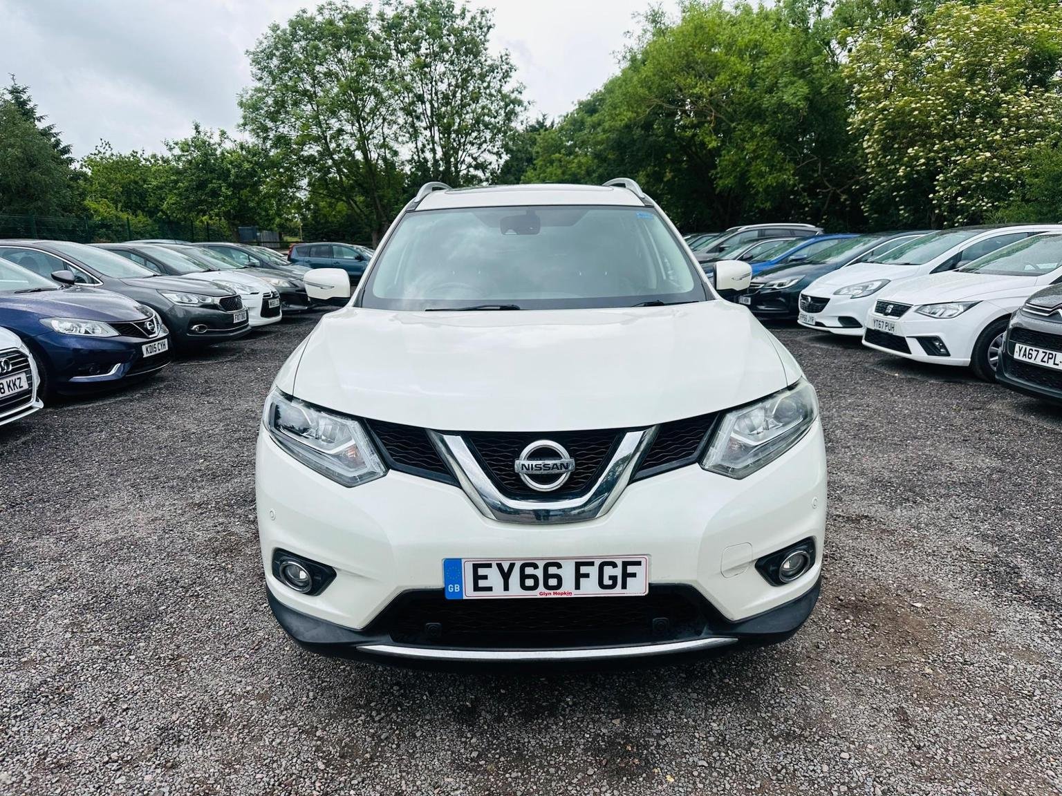 Nissan X Trail