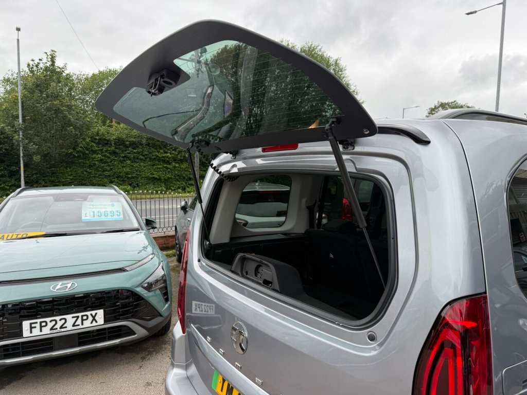 Vauxhall Combo-life