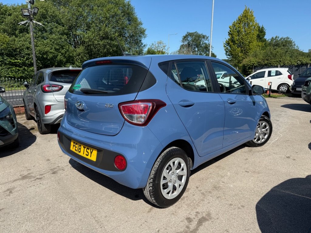 Hyundai i10