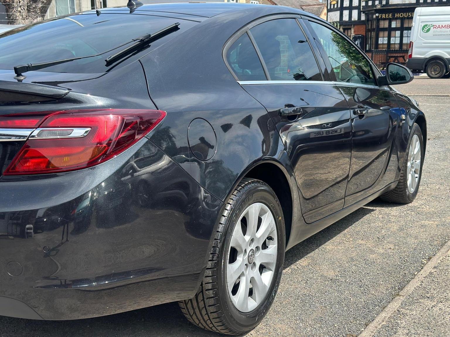 Vauxhall Insignia