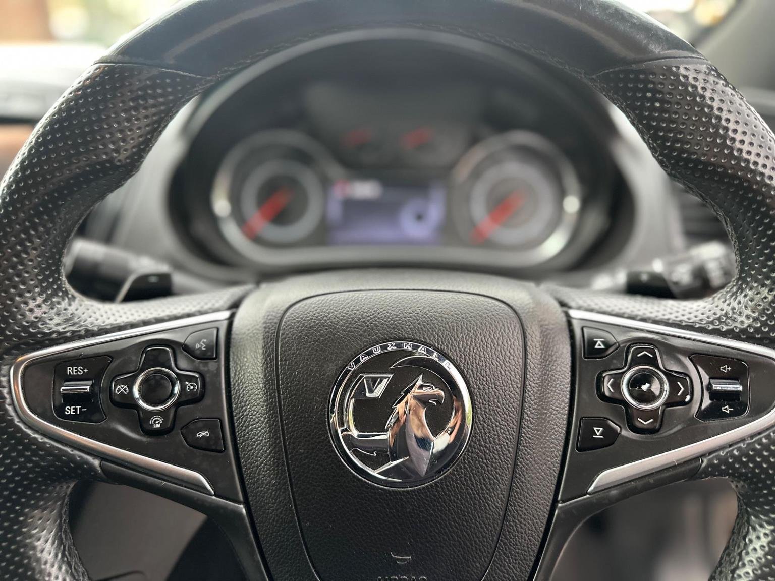 Vauxhall Insignia