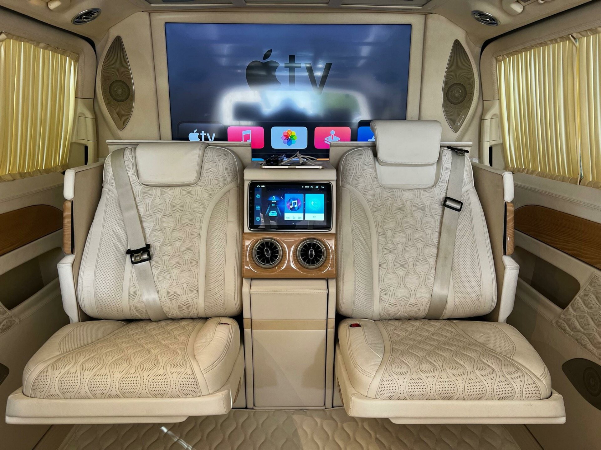 Mercedes Benz Vito