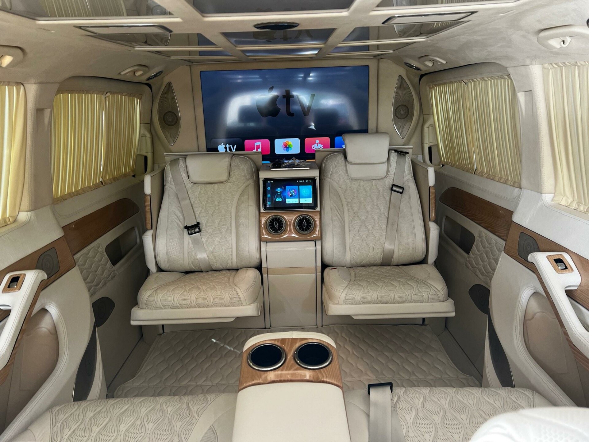 Mercedes Benz Vito