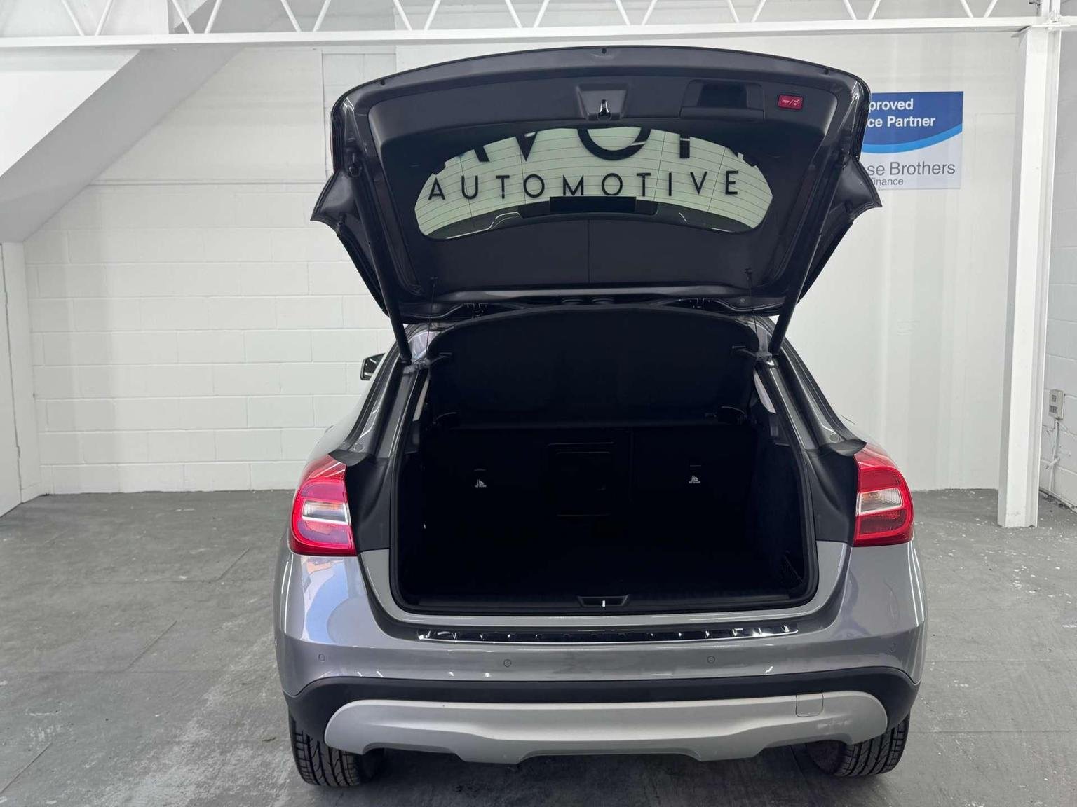 Mercedes Benz GLA Class