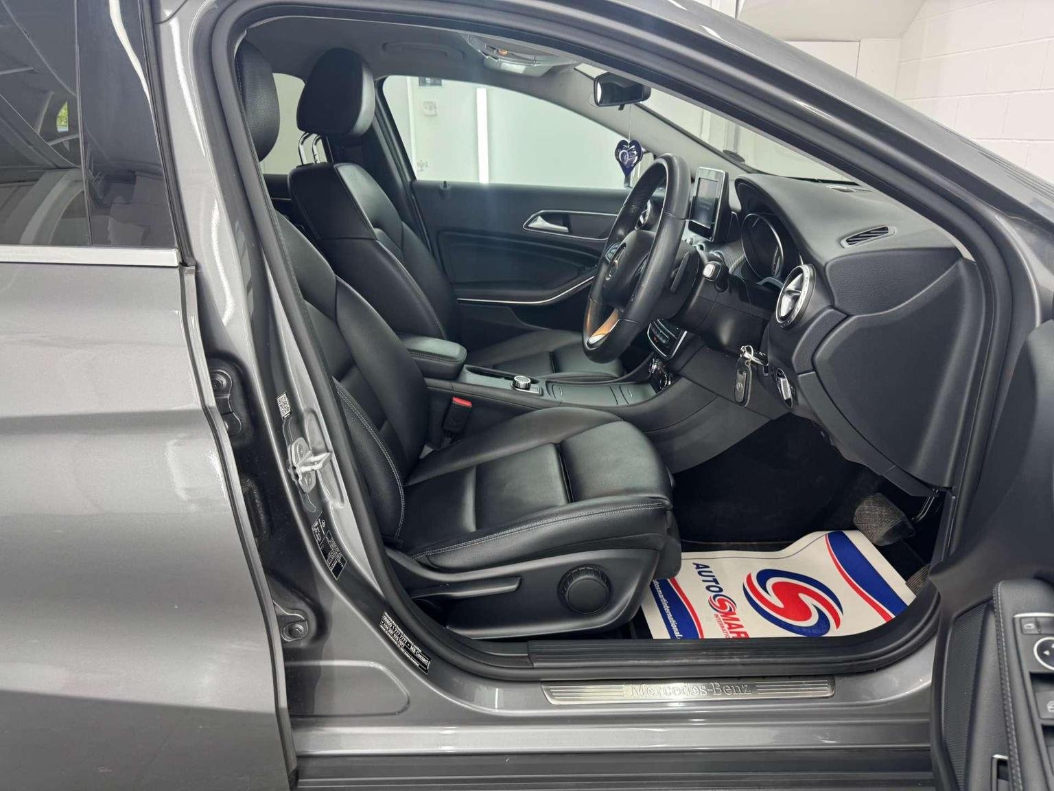 Mercedes Benz GLA Class