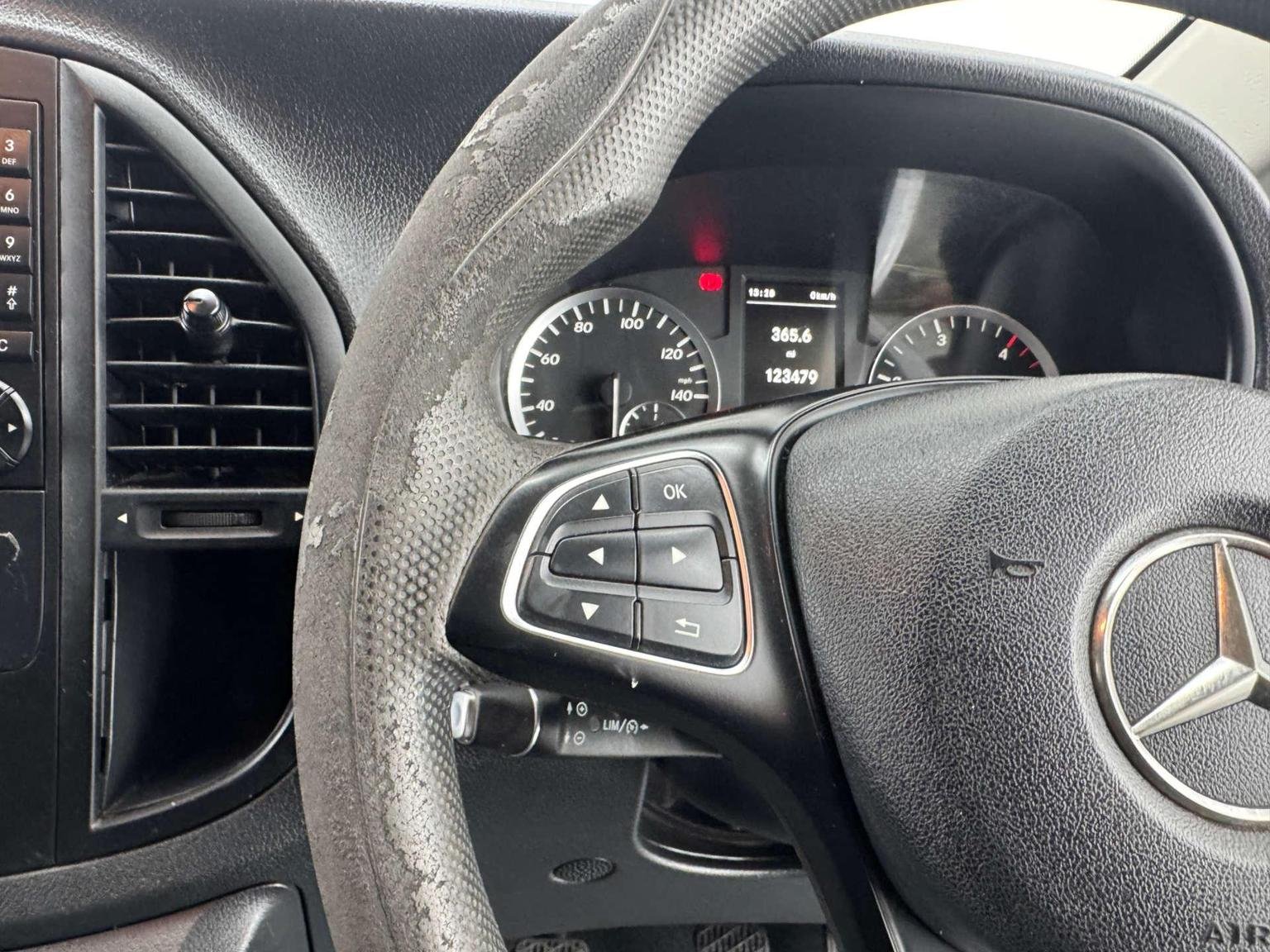Mercedes Benz Vito