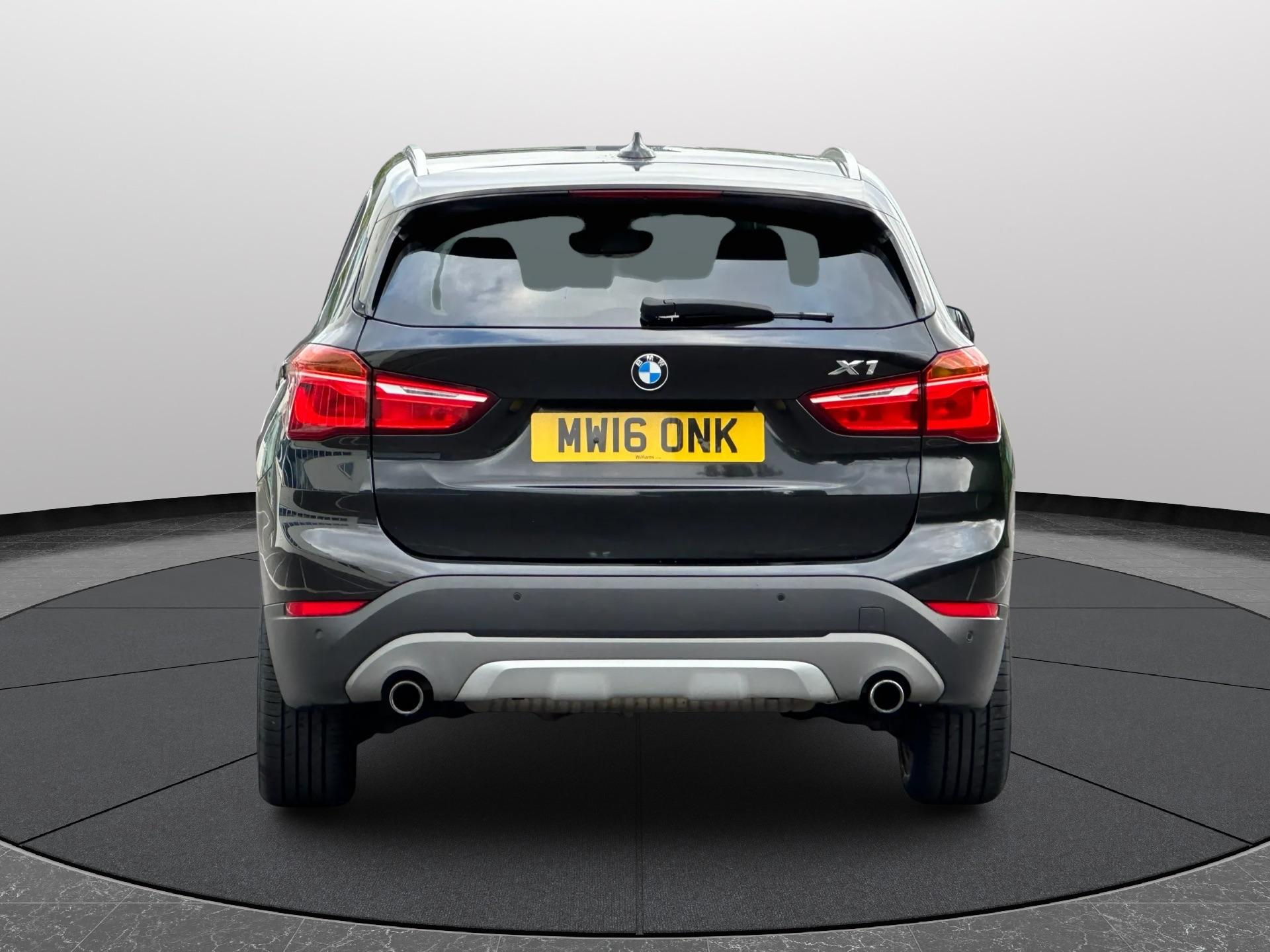 BMW X1