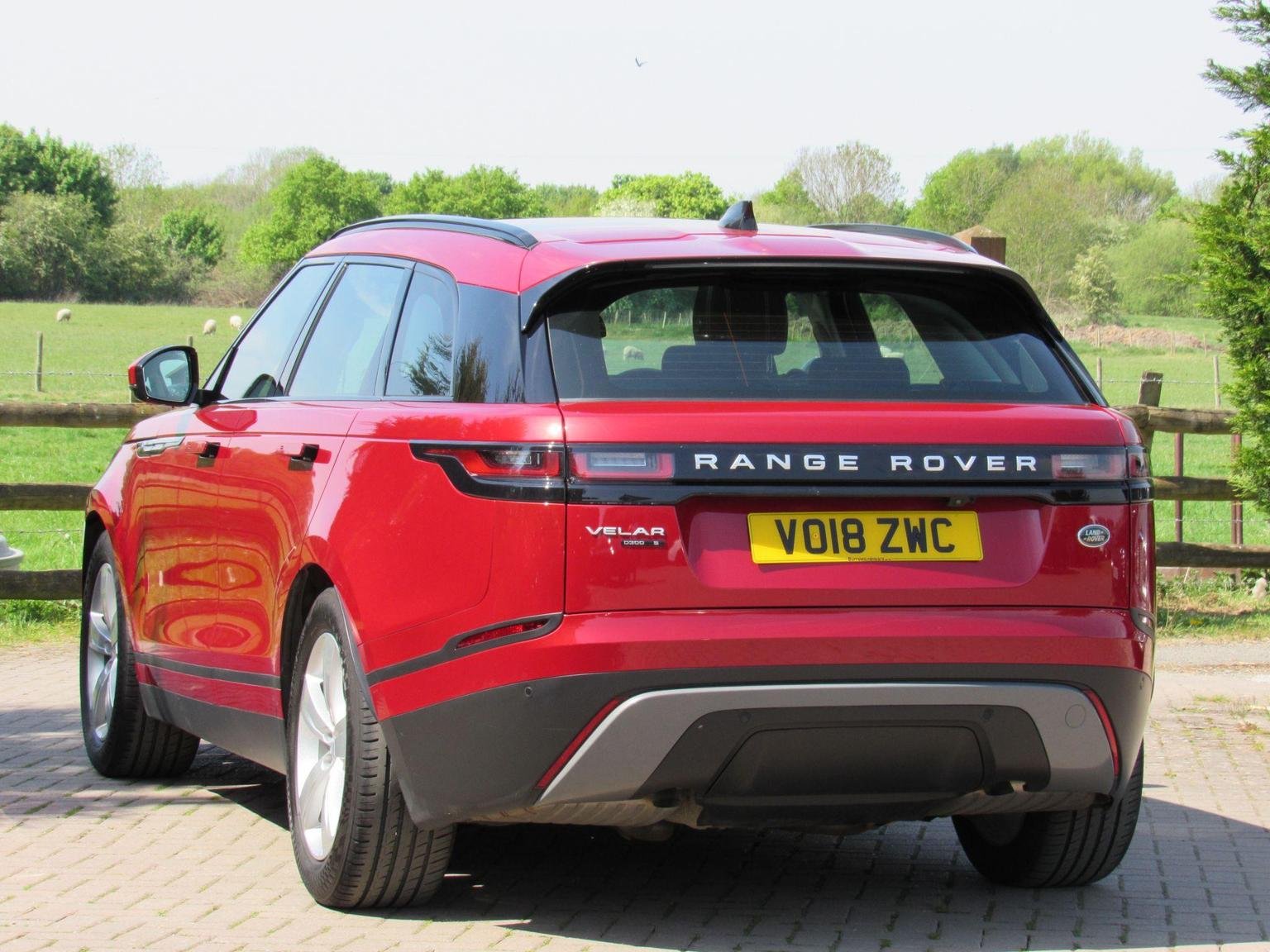 Land Rover Range Rover Velar