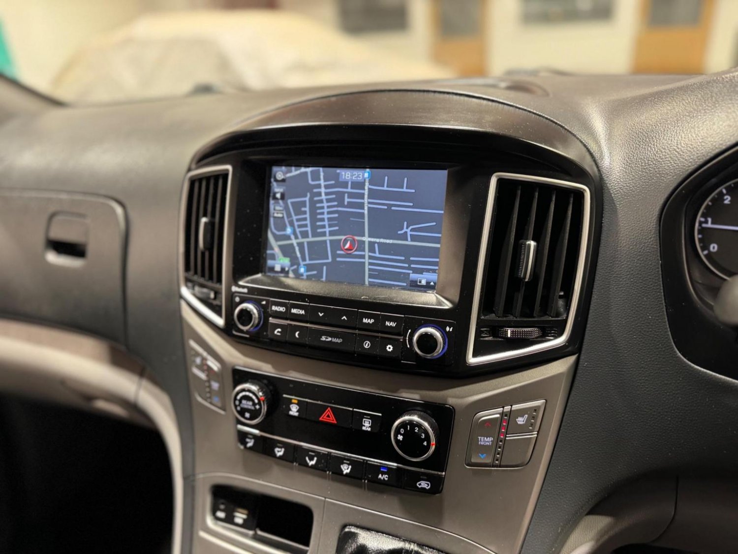 Hyundai i800