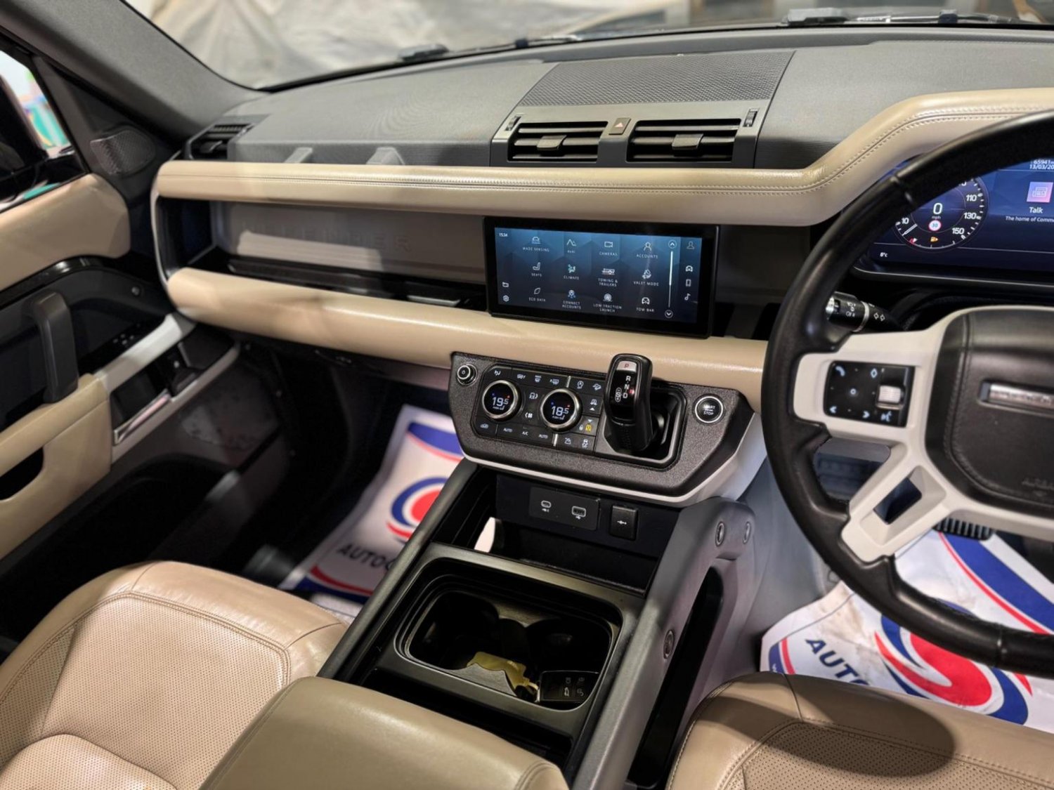 Land Rover 110