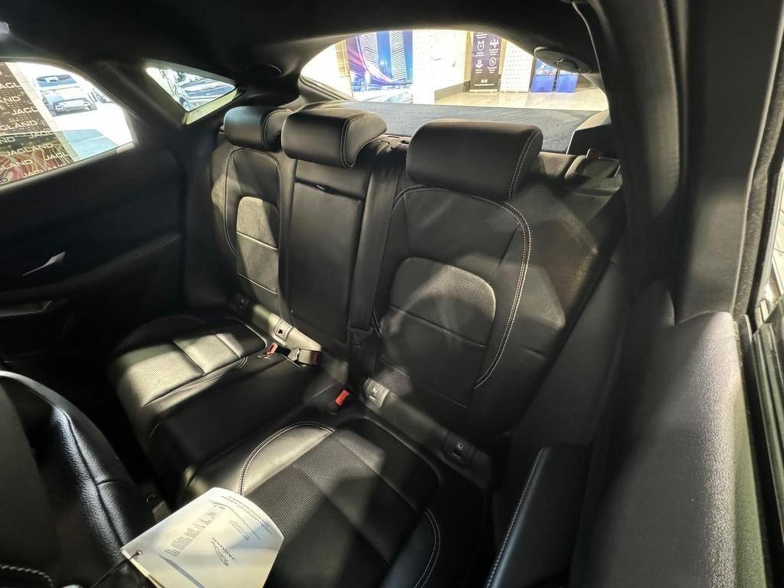 Jaguar E Pace