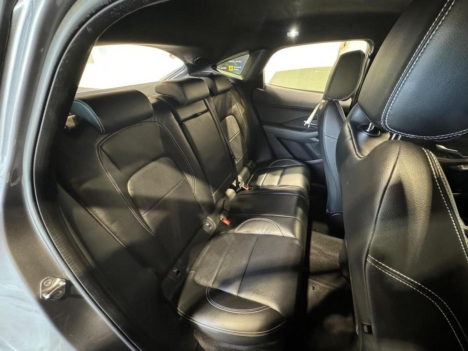 Jaguar E Pace
