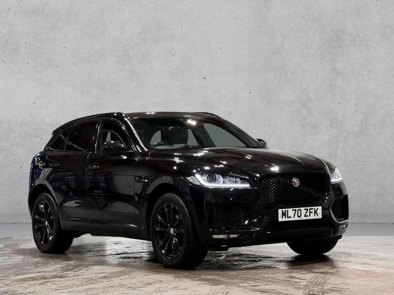 Jaguar F Pace